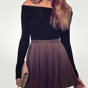 Tobi off the shoulders black  crop top